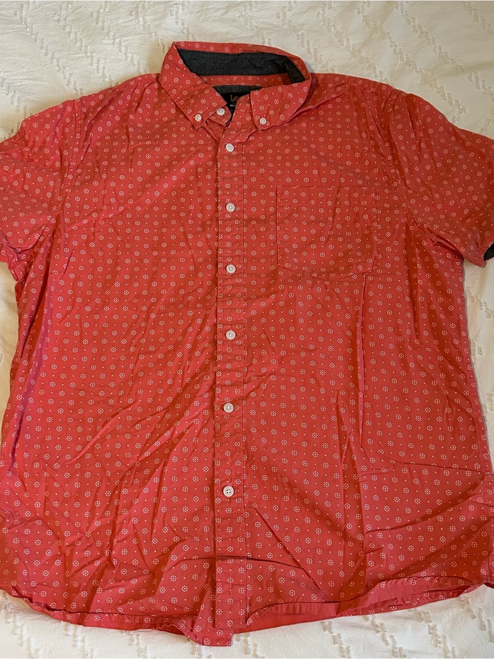 Lee Men's Button Front Shirt Coral Flower Polka Dot Short Sleeve Regular Fit L